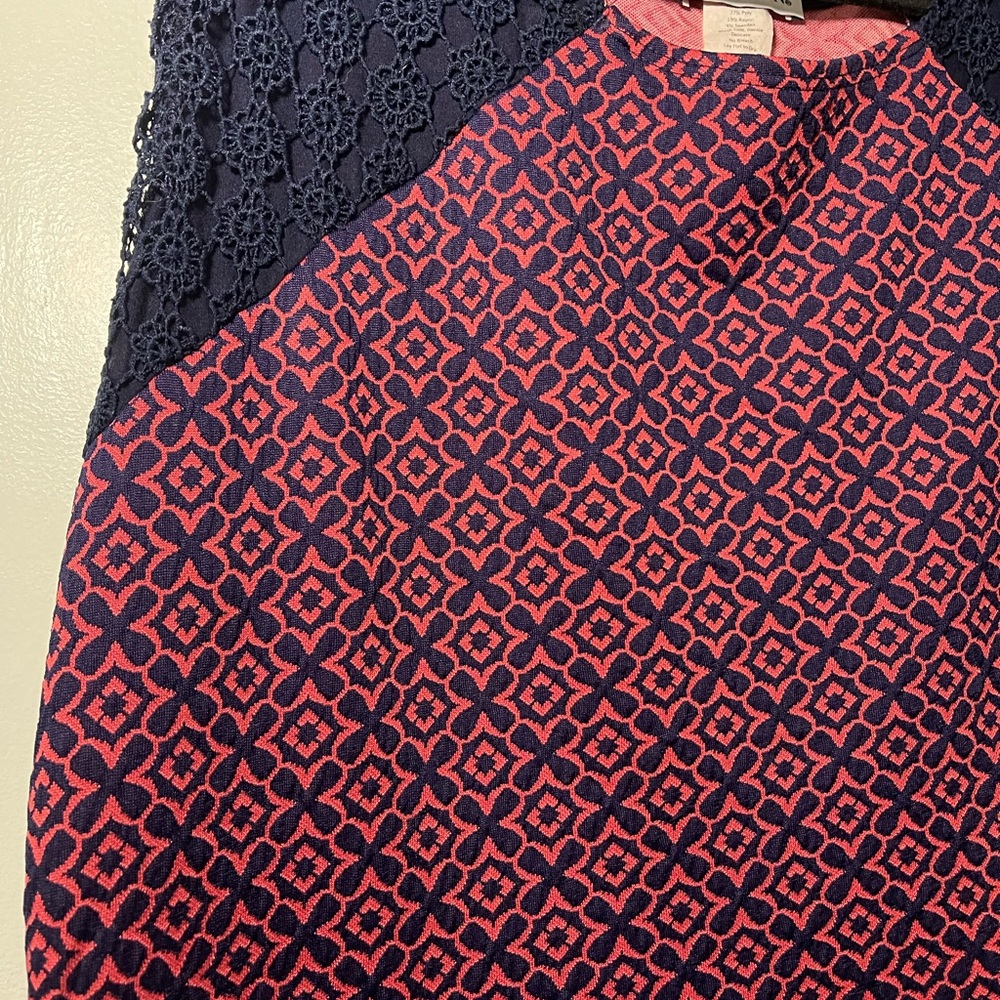 Dress - Picture 2 of 4